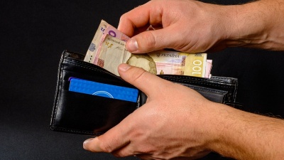 ФОПи і найняті працівники знову зможуть отримати по 8 тисяч гривень