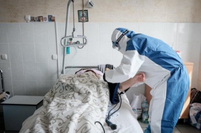 Коронавірус в Україні б’є рекорди по смертності