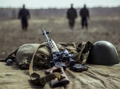 На Донбасі внаслідок прицільного обстрілу бойовиків загинув український військовий 