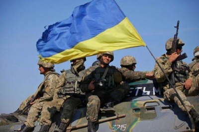 Українська армія тренується відбивати напад росіян з боку Криму
