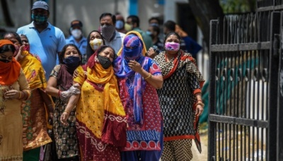 "Ідеальний шторм": у ВООЗ повідомили, що призвело до катастрофічної ситуації з коронавірусом в Індії 