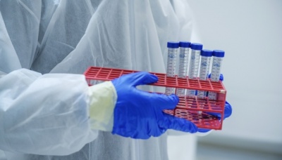 «Буде шалена захворюваність»: медик попередив про небезпеку «індійського» штаму коронавірусу