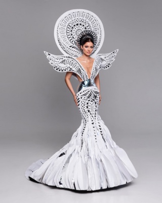 Сукня, вагою 7 кілограмів: опубліковано фото дивовижної сукні, у якій українка вийде на конкурс «Міс Всесвіт»
