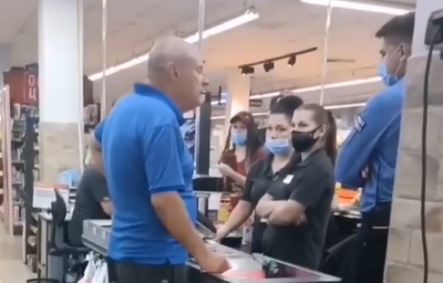 Покупець влаштував розбірки в супермаркеті, бо йому не дали одну копійку решти – відео