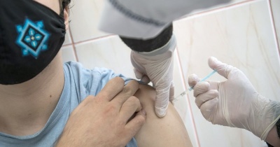 Вакцини Pfizer і Moderna можуть викликати проблеми із серцем у молодих чоловіків – науковці