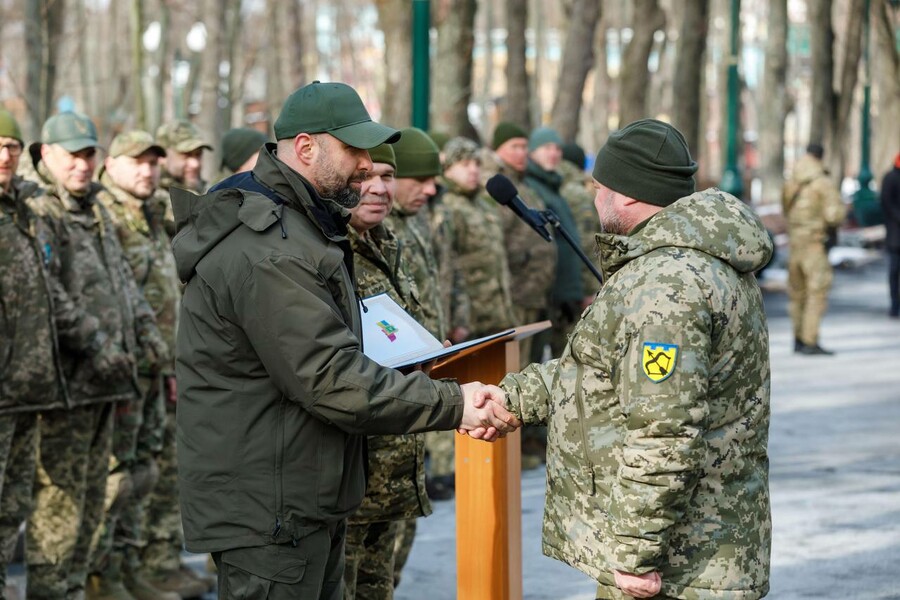 Олег Синєгубов вручив нагороди захисникам Харківщини