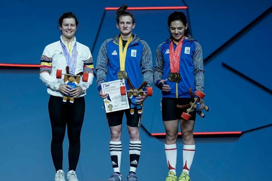 Харківські важкоатлетки завойовують медалі чемпіонату Європи