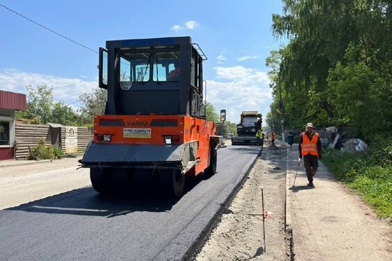 У межах селища міського типу Бабаї відновлюють дорогу