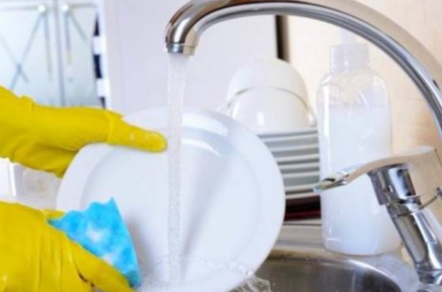 Як самому приготувати миючий засіб для посуду