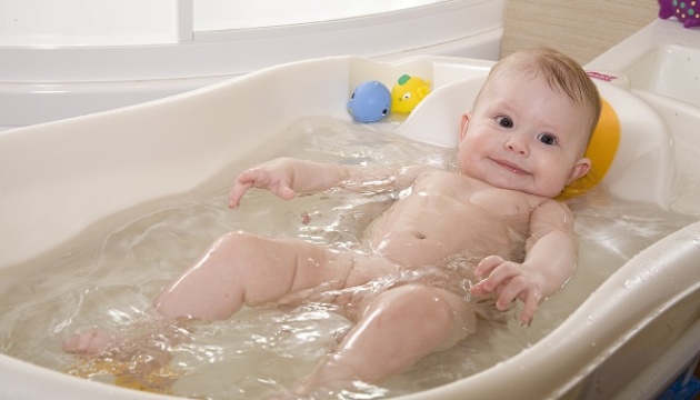 Інструкція до надувного кола для купання немовлят