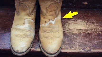 Як позбутися від солі на взутті