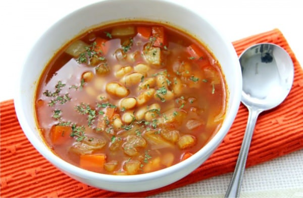 Суп з картоплі квасолі і м’яса та інші рецепти перших страв