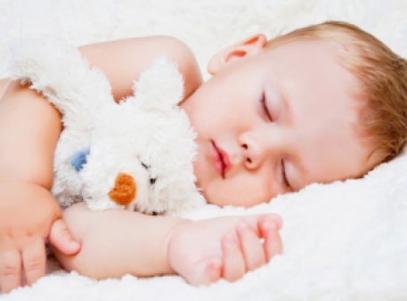 Причини розладу сну у новонародженого