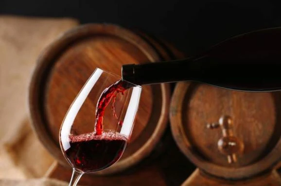 Як вибрати хороше вино і побалувати себе смачним напоєм