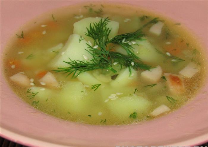 Рецепт супу солянки з копченою ковбасою