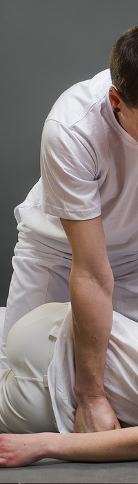 Біль у правому боці зі спини патологія або тимчасове порушення