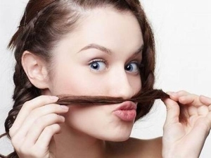 Чому у жінок ростуть вуса вирішення проблеми