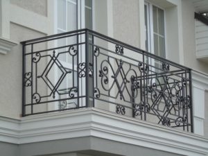 Фото красивих кованих балконів