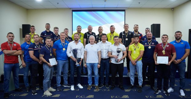 Ігор Терехов нагородив кращих регбістів України